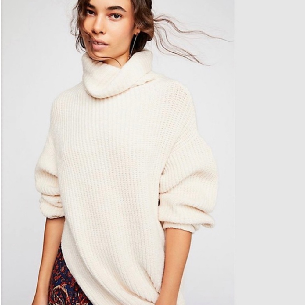Free People eleven turtleneck tunic sweater